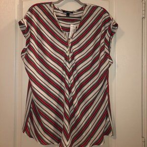 NWOT Striped Blouse with gold Zipper neckline 1x